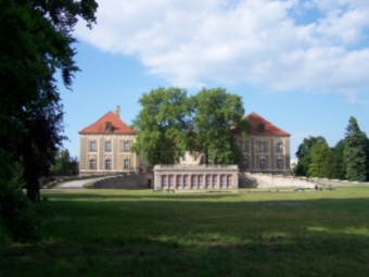 2009 machte die Wanderausstellung „Wo ich einst residierte, wo ich Fürstin des Landes war…“ Station im polnischen Schloss Sagan.