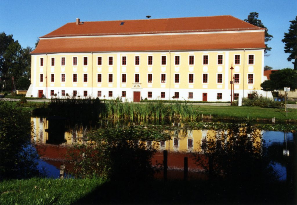 Schloss Treben im Sommer 2006 (Foto: Museum Burg Posterstein)